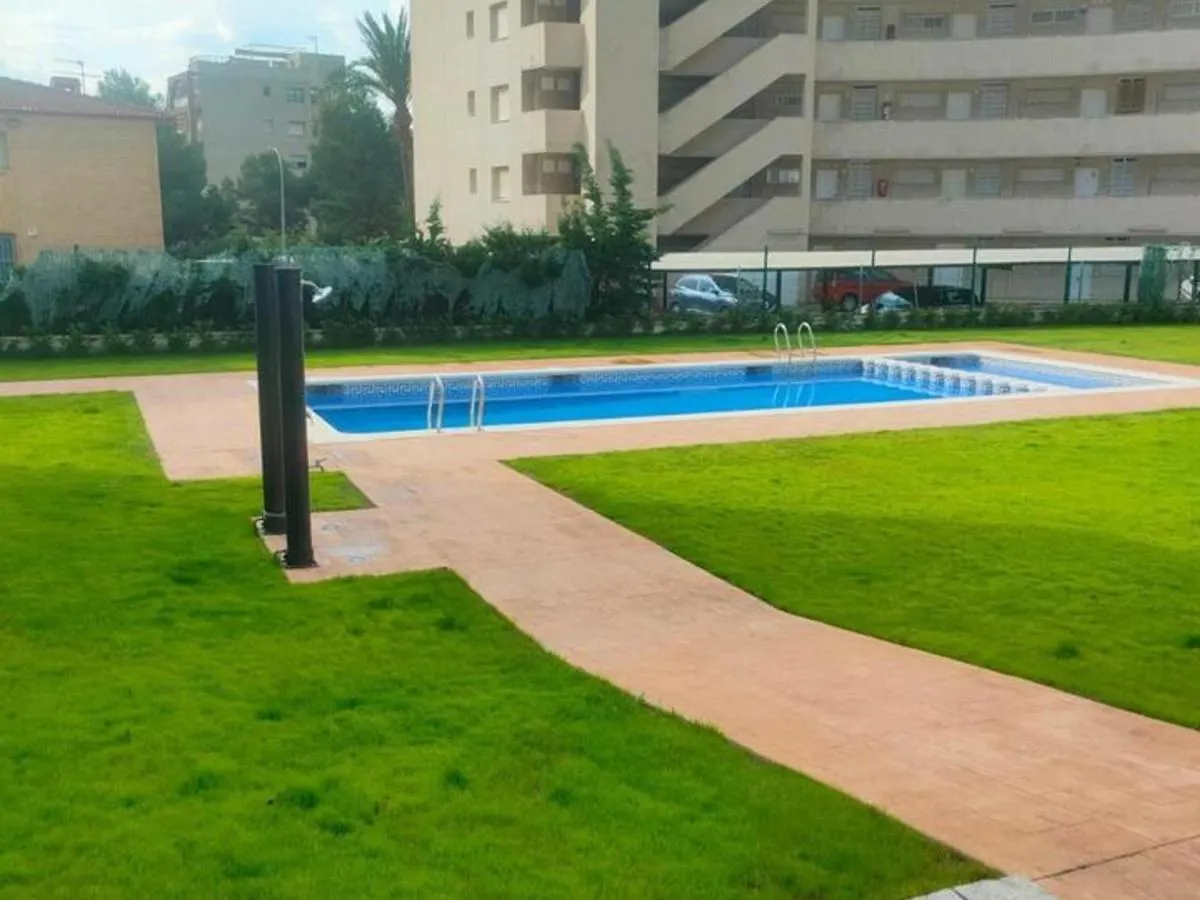 Planta Baja Con Piscina Y Parking En Miami Playa, Cerca Del Mar - Es-9-155 Apartment