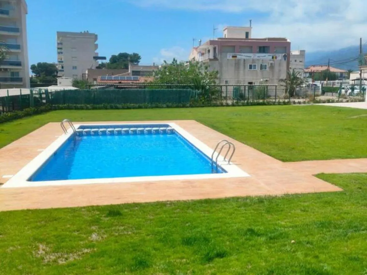 Planta Baja Con Piscina Y Parking En Miami Playa, Cerca Del Mar - Es-9-155 Apartment Spain