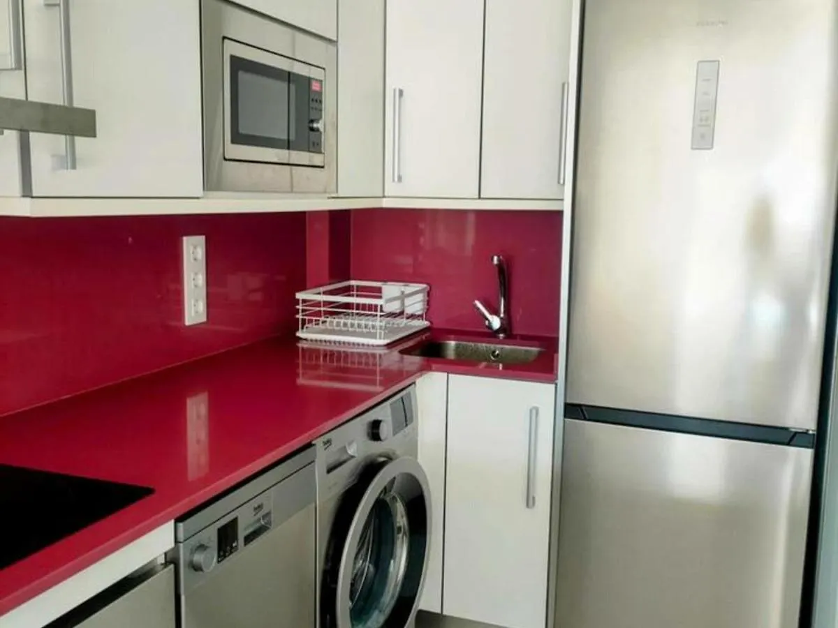 Planta Baja Con Piscina Y Parking En Miami Playa, Cerca Del Mar - Es-9-155 Apartment